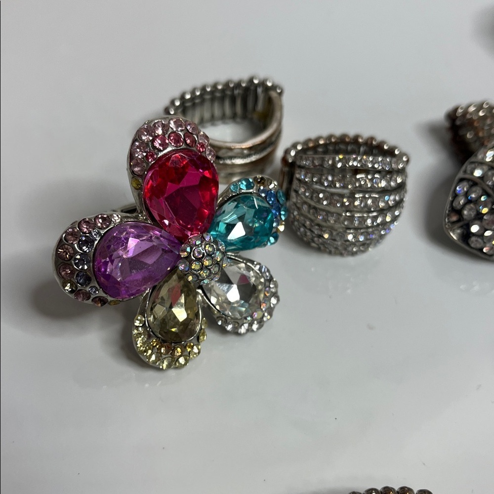 Bundle Silvertone Stretchy Crystal Rings - Picture 7 of 8
